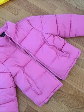 Forever 21 bubblegum pink puffer